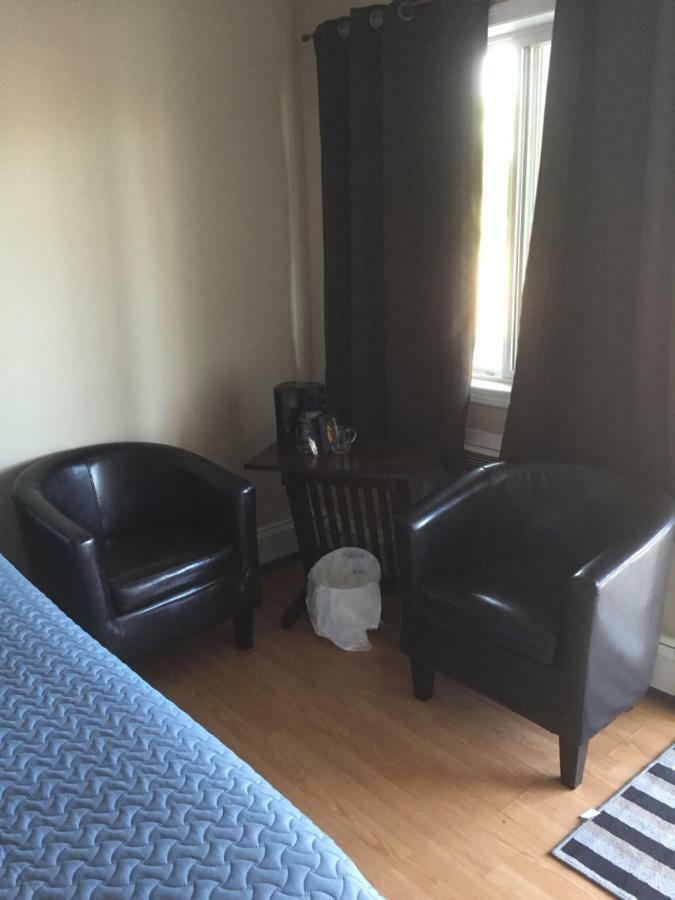Kacee'S Northern Suites Fort Nelson Esterno foto
